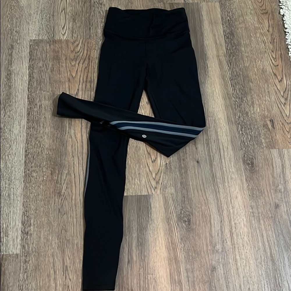 LULULEMON ATHLETICA